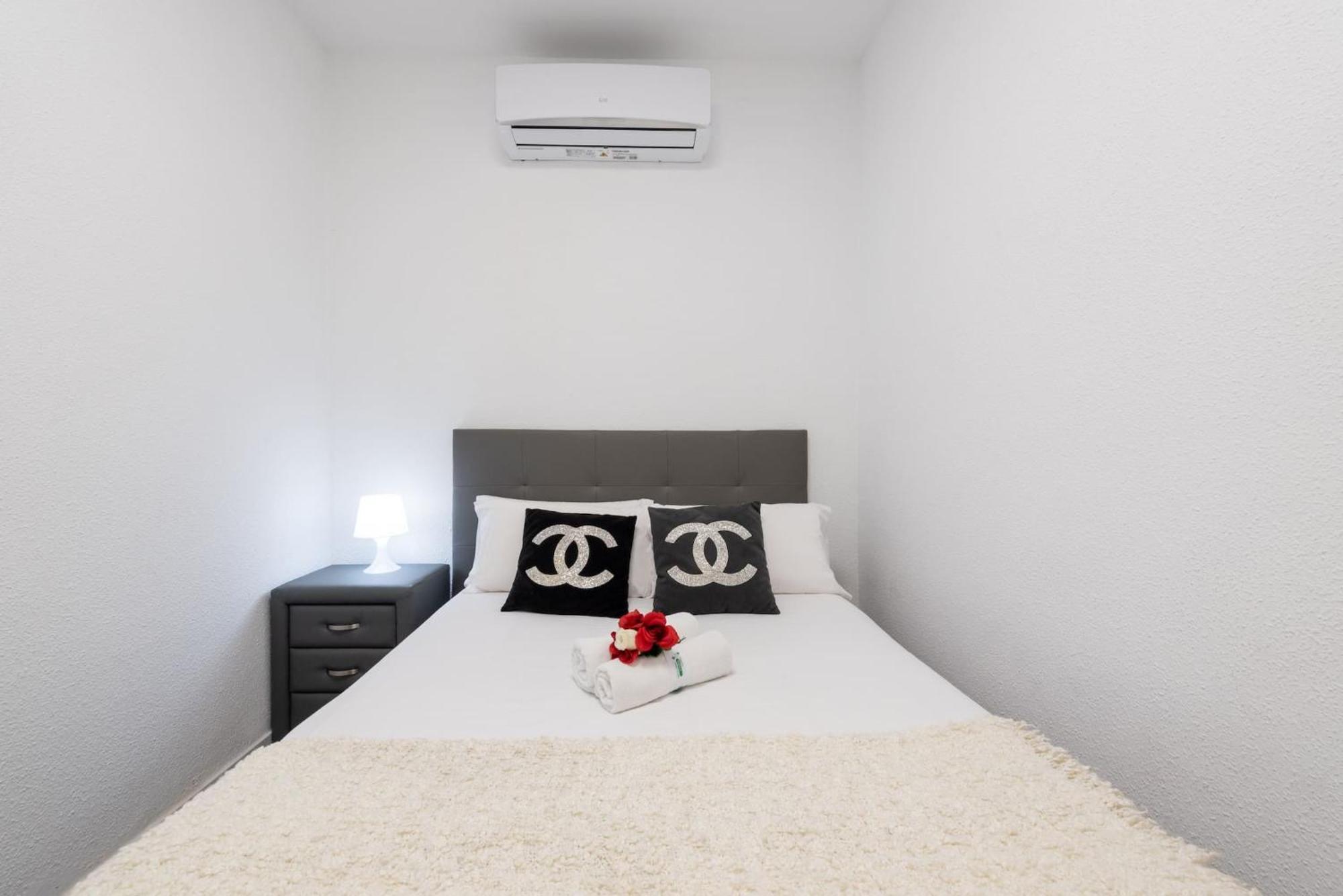 Apartamentos Day Madrid Santo Domingo Centro Gran Via Sol Malasana Экстерьер фото