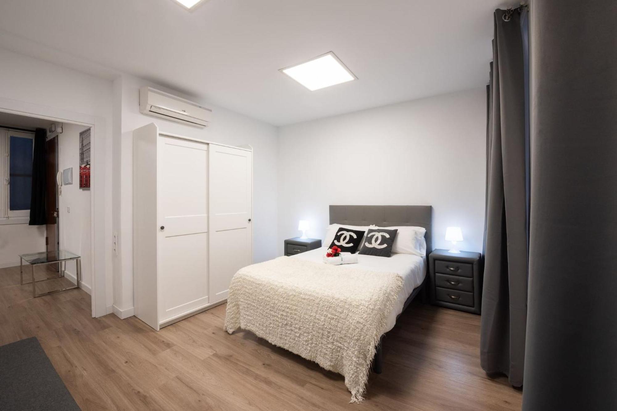 Apartamentos Day Madrid Santo Domingo Centro Gran Via Sol Malasana Экстерьер фото