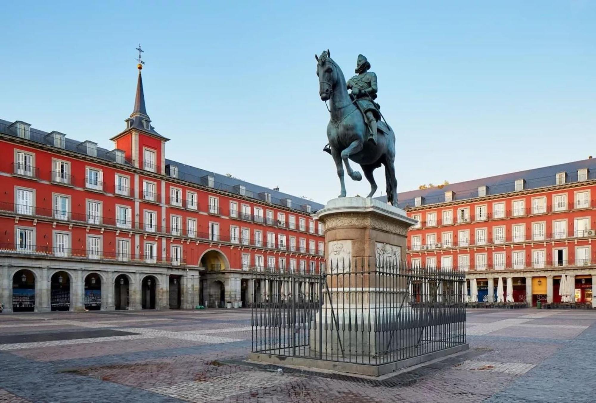 Apartamentos Day Madrid Santo Domingo Centro Gran Via Sol Malasana Экстерьер фото